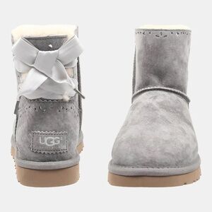 UGG Dixi Flora Perf Boot Women